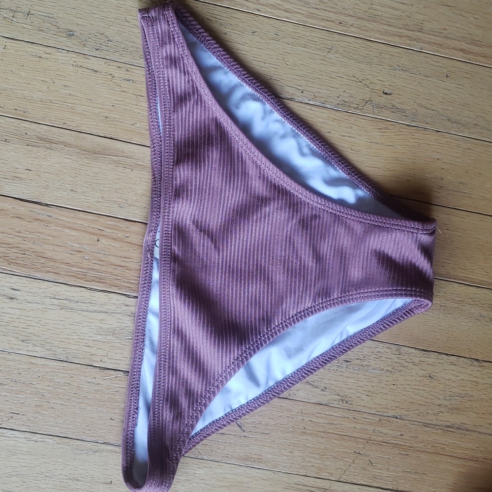 Taupe Ribbed Bikini👙 - Picture 5 of 7